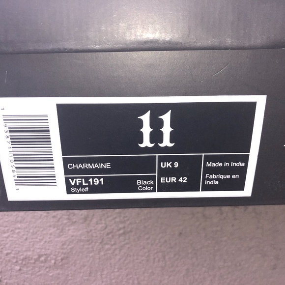 Vintage Foundry – Charmaine Buckled Leather Bootie - Picture 5 of 11